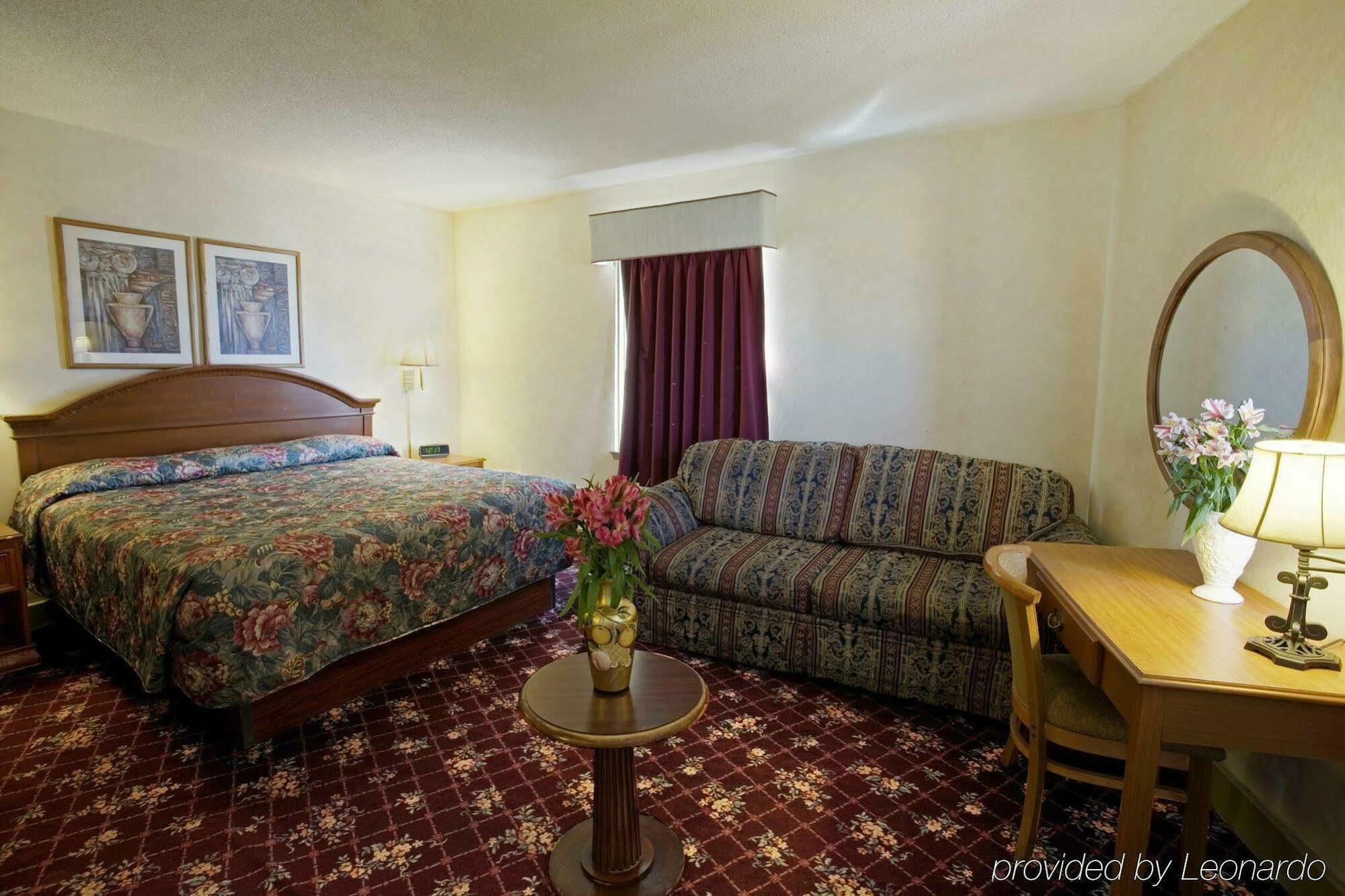 Americas Best Value Inn Dearborn Phòng bức ảnh